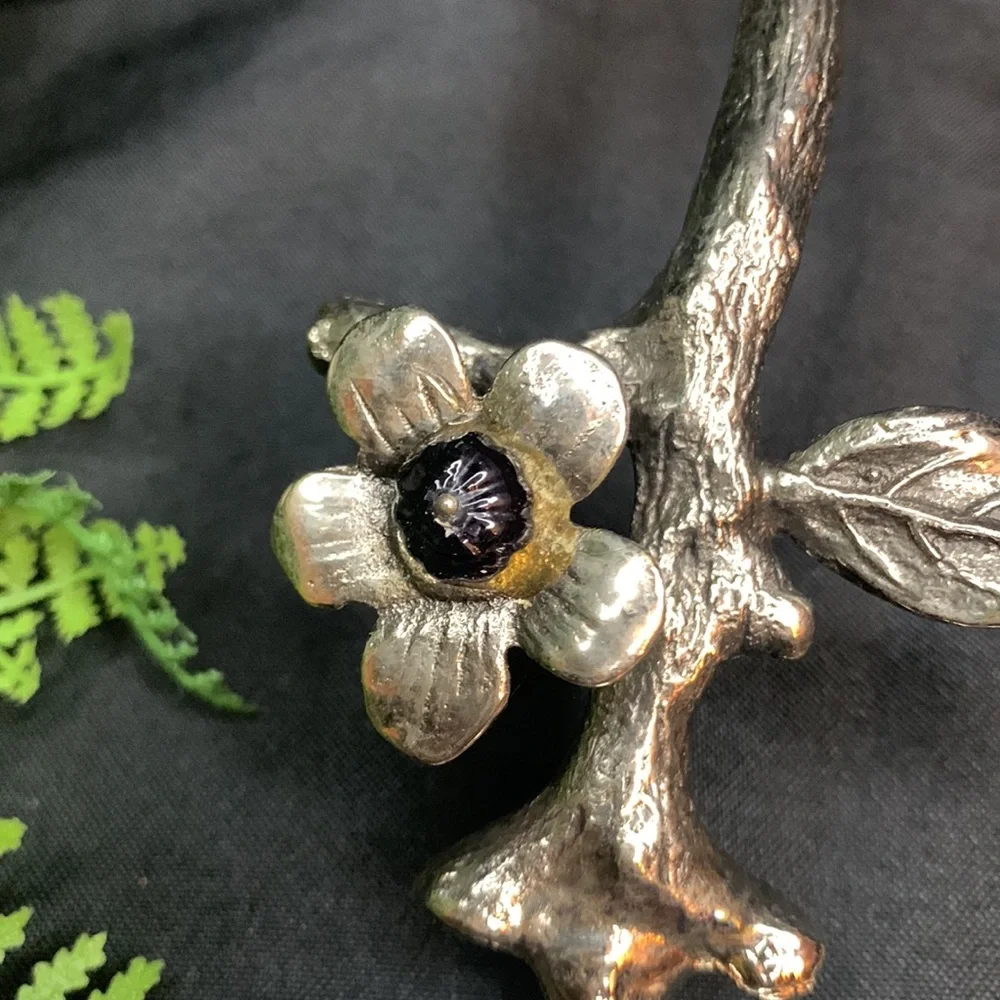 Bombay company amethyst collection silver branch & leaf wedding cake serving set - Picture 9 of 12